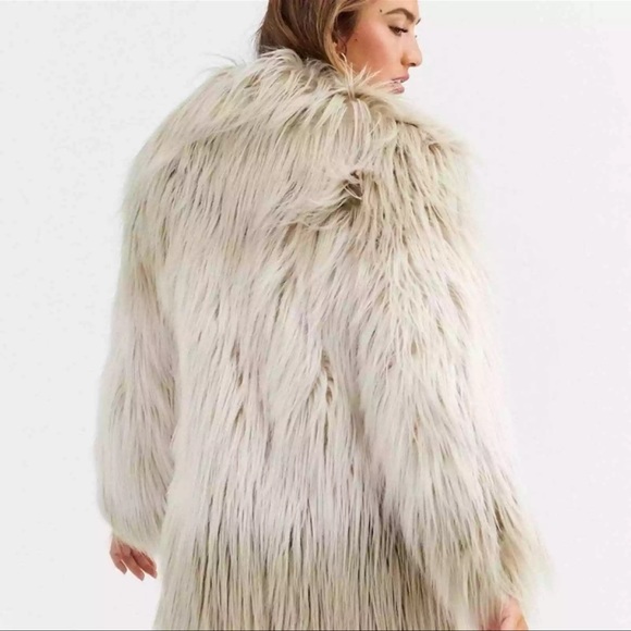 Urbancode Coat in Shaggy Faux Fur, Ombre. - Picture 14 of 16